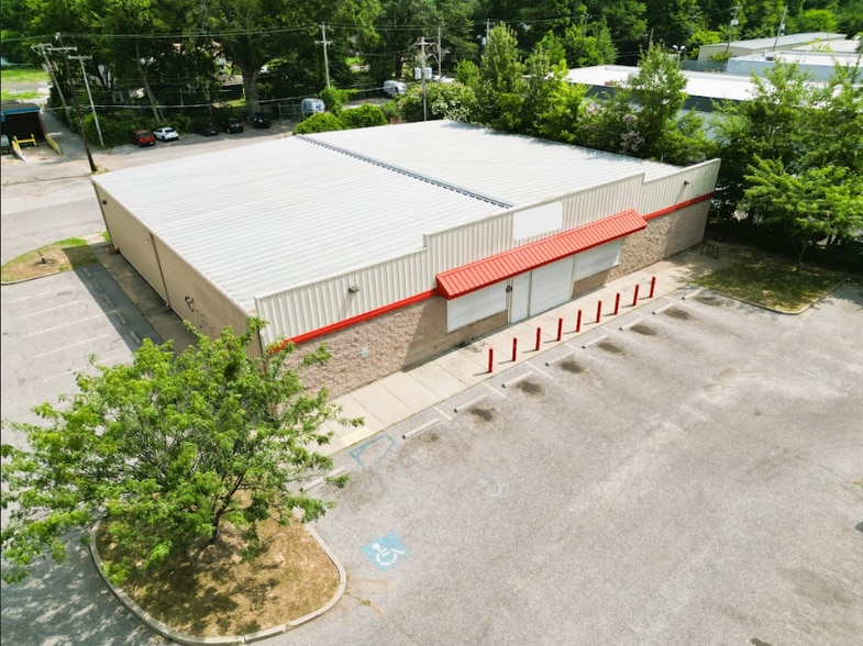 3400 Summer Ave, Memphis, TN for lease - Building Photo - Image 1 of 11