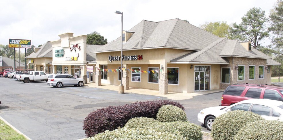 5225 W Highway 18, Jackson, MS à vendre - Photo du bâtiment - Image 2 de 6