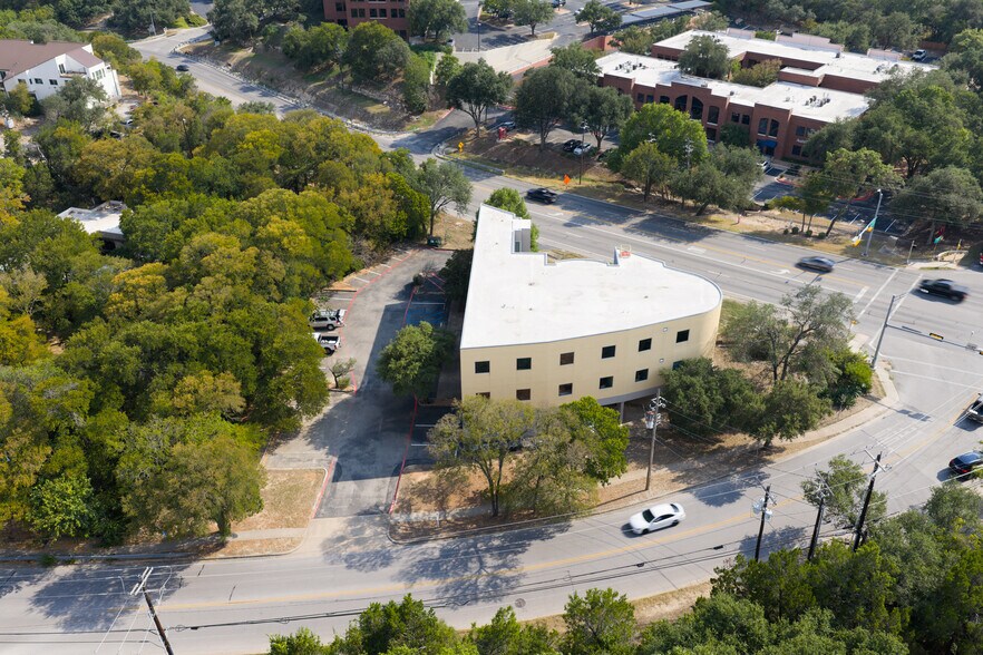 3160 Bee Caves Rd, Austin, TX à vendre - Photo du bâtiment - Image 2 de 8