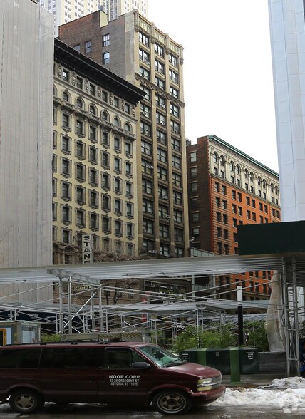 39 W 32nd St, New York, NY à louer - Photo du bâtiment - Image 1 de 14