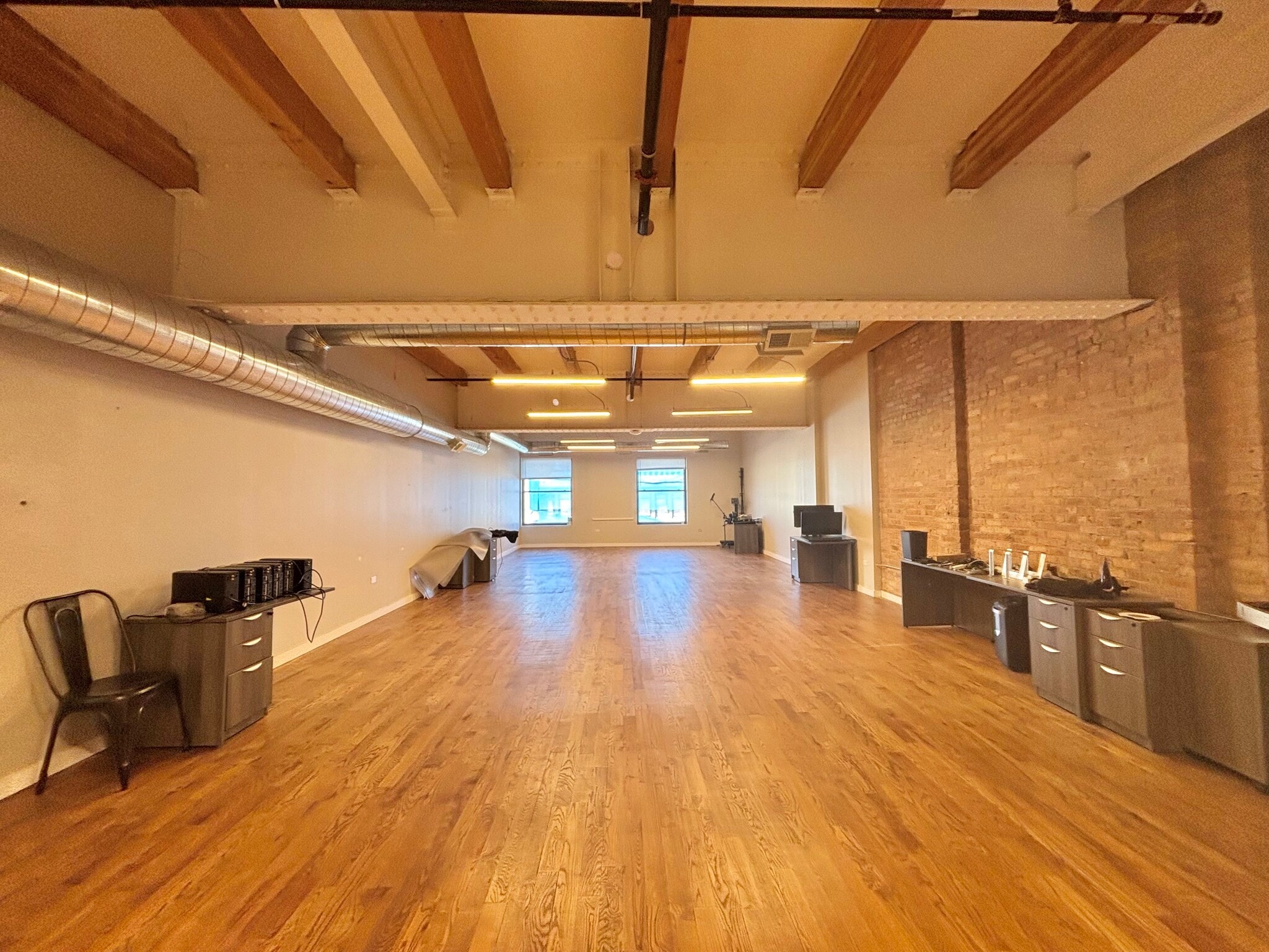 2229 S Michigan Ave, Chicago, IL for sale Interior Photo- Image 1 of 3