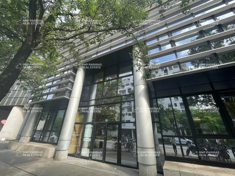 Office in Nantes for lease - Building Photo - Image 2 of 14