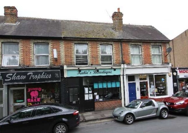 9 Station Rd, Ashford à louer - Photo du bâtiment - Image 2 de 9