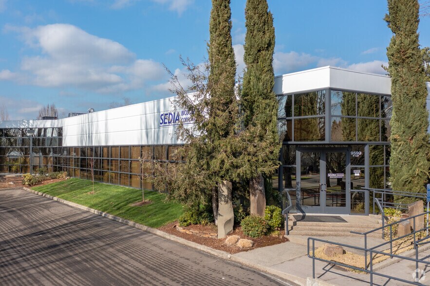 9700-9746 SW Nimbus Ave, Beaverton, OR for lease - Building Photo - Image 3 of 15