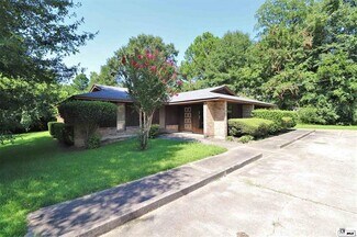Plus de détails pour 917 Lynwood Ave, Bastrop, LA - Bureau à vendre