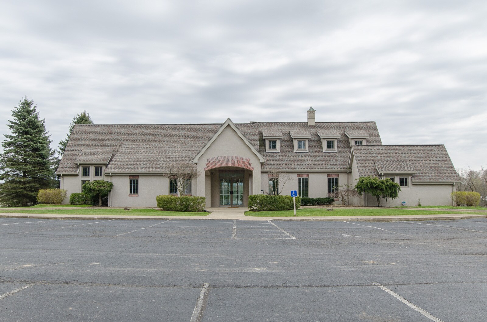 1501 Millsboro Rd, Mansfield, OH à vendre Photo principale- Image 1 de 29