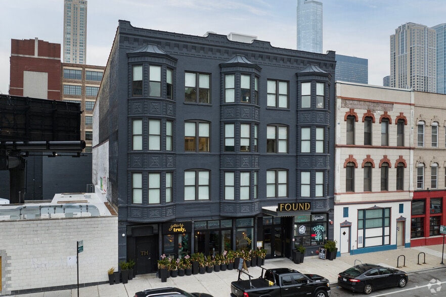 613 N Wells St, Chicago, IL for lease - Primary Photo - Image 1 of 6