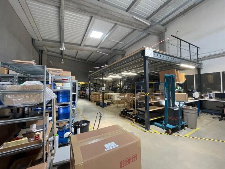 Flex dans Toulouse à louer - Photo du bâtiment - Image 1 de 2