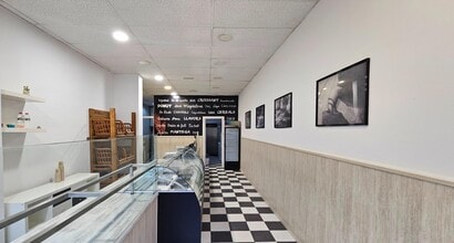 Retail in Sabadell, Barcelona for lease Interior Photo- Image 2 of 7