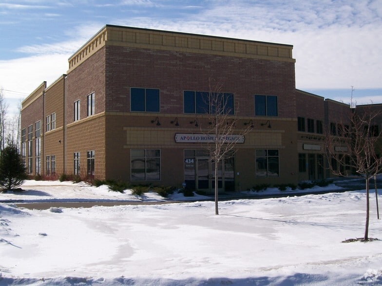 434 Hale Ave N, Oakdale, MN for sale - Building Photo - Image 2 of 19