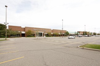 Plus de détails pour 43075-43271 Crescent Blvd, Novi, MI - Bureau/Commerce de détail, Commerce de détail à louer