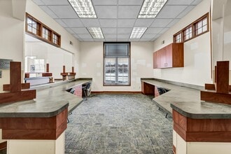 48 Route 6, Yorktown Heights, NY à louer Photo intérieure- Image 2 de 23