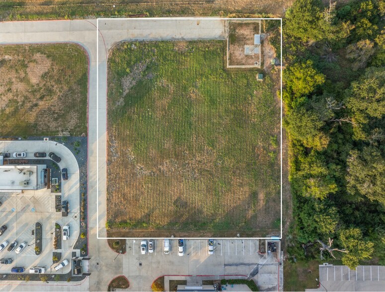 3031 University Dr, E, College Station, TX for sale - Building Photo - Image 2 of 8