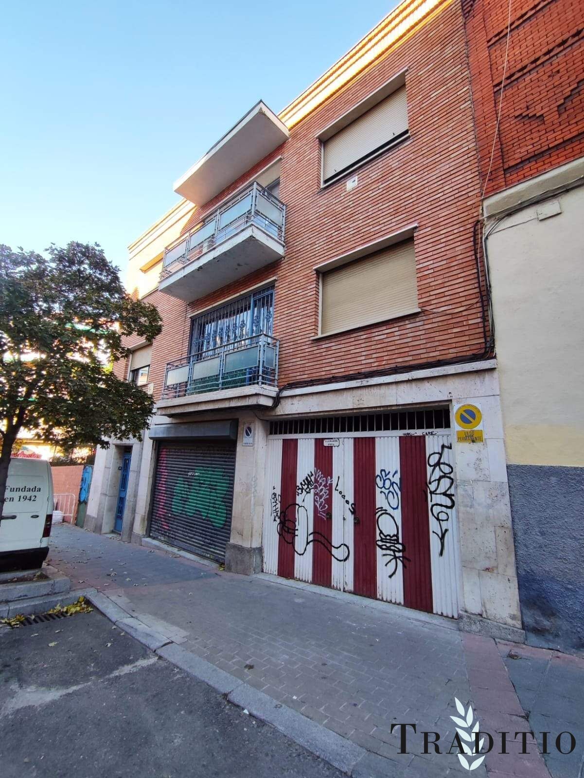 Immeuble residentiel dans Madrid, Madrid à vendre Photo du bâtiment- Image 1 de 12