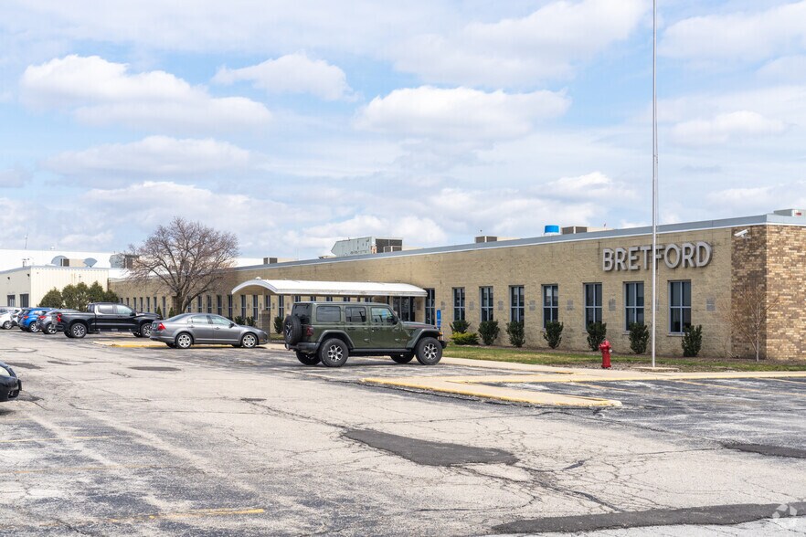 11000 Seymour Ave, Franklin Park, IL for lease - Primary Photo - Image 2 of 5