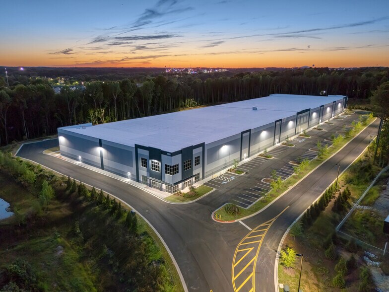 190 SE North Salem Rd, Conyers, GA for lease - Building Photo - Image 1 of 8