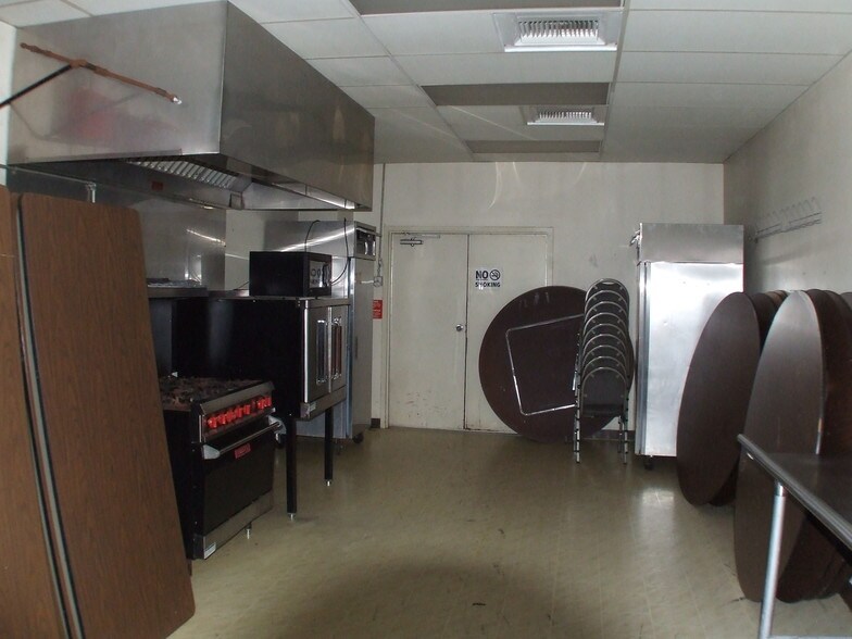 417 N Spur 63, Longview, TX à vendre - Photo intérieure - Image 3 de 9