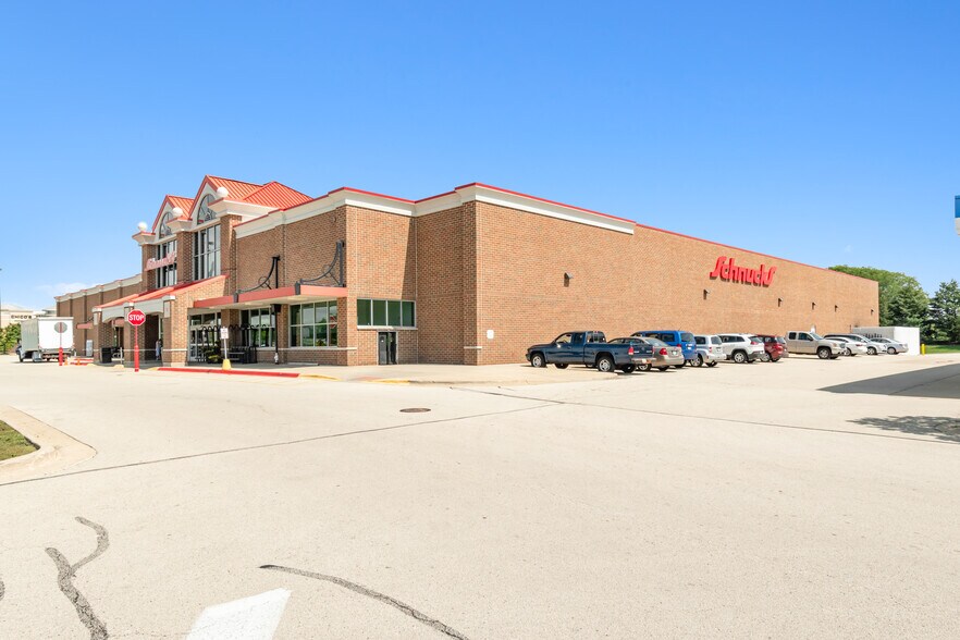 2206 Barnes Blvd, Rockford, IL à vendre - Photo du bâtiment - Image 2 de 20