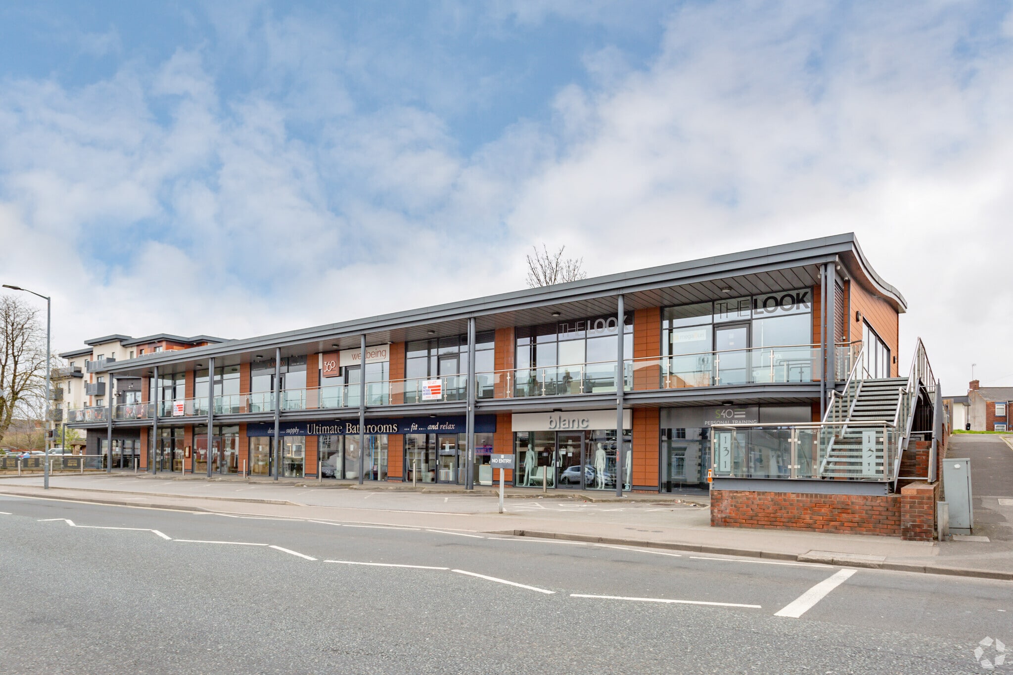 131 Chatsworth Rd, Chesterfield for lease Primary Photo- Image 1 of 14