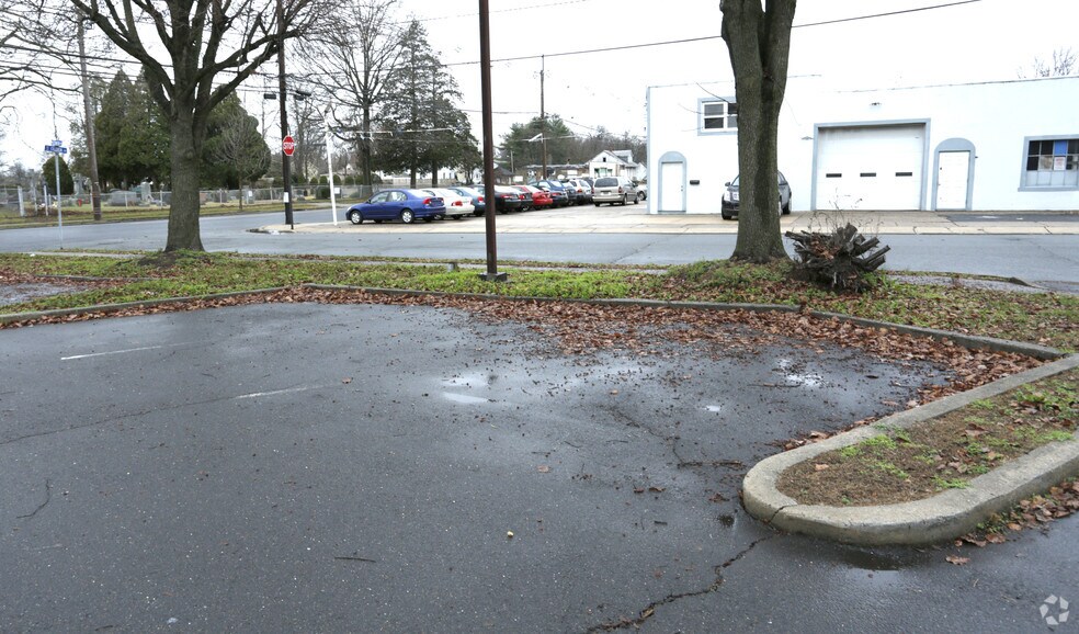 1202 S Olden Ave, Hamilton, NJ à vendre - Photo du bâtiment - Image 3 de 21