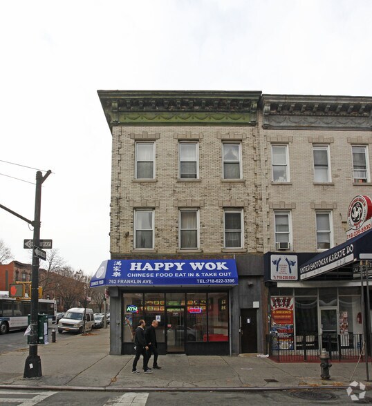 762 Franklin Ave, Brooklyn, NY à louer - Photo du bâtiment - Image 2 de 9