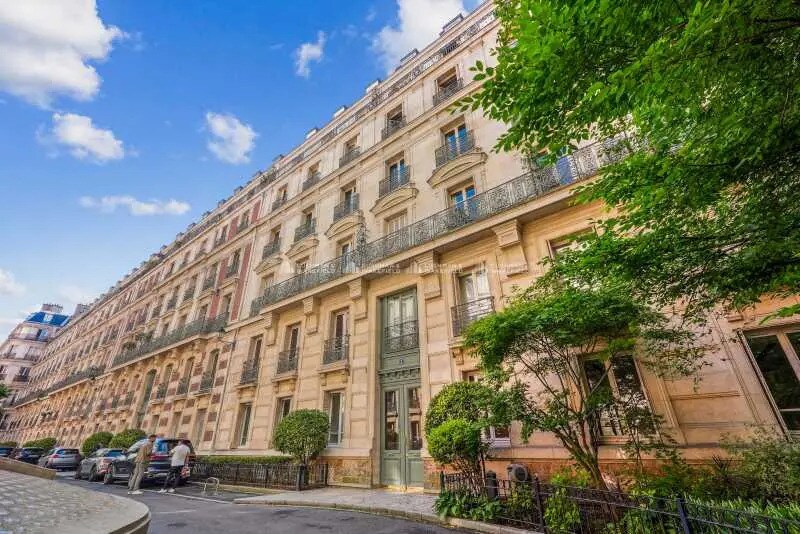 7 Square Du Roule, Paris à louer - Photo du bâtiment - Image 2 de 3