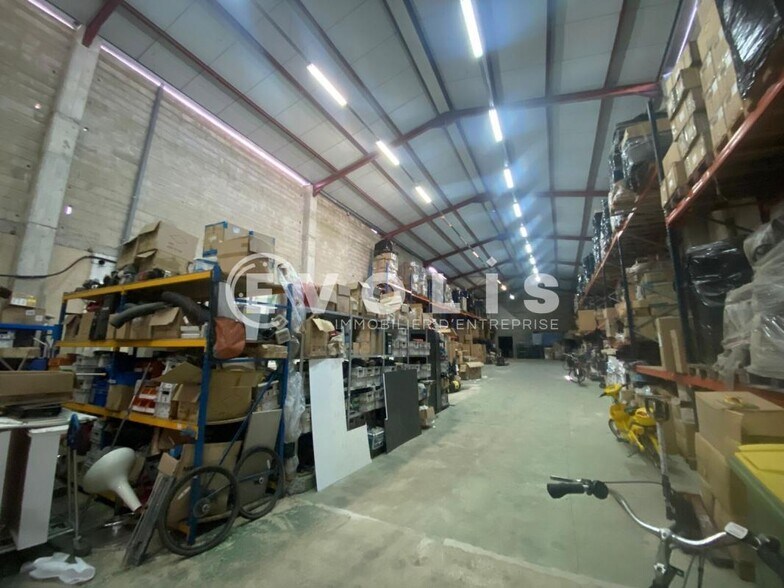 Flex in Bagnolet for lease - Building Photo - Image 2 of 16