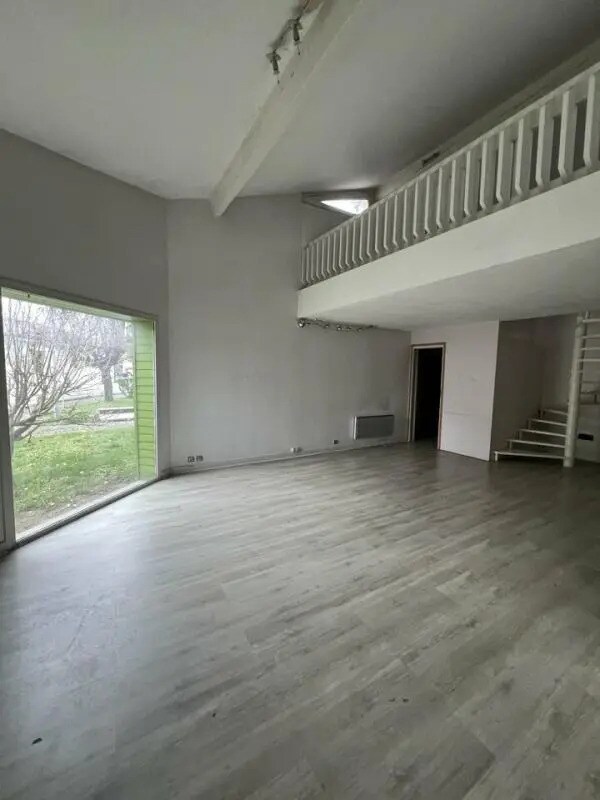 1 Avenue De L'Enclos, Portet-sur-Garonne for lease Interior Photo- Image 1 of 6