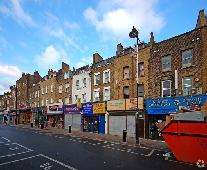 23 Chapel Mark, Londres à louer - Photo du bâtiment - Image 2 de 10
