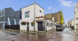 Plus de détails pour 18 Richmond St, Weston Super Mare - Commerce de détail à louer