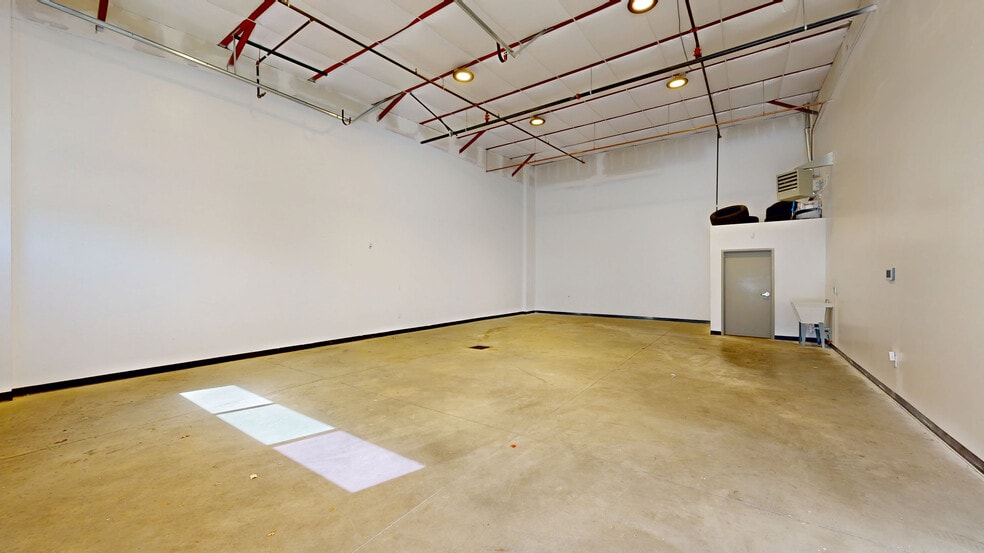 3747 W Parkway Blvd, West Valley City, UT for lease - Matterport 3D Scan - Image 2 of 25