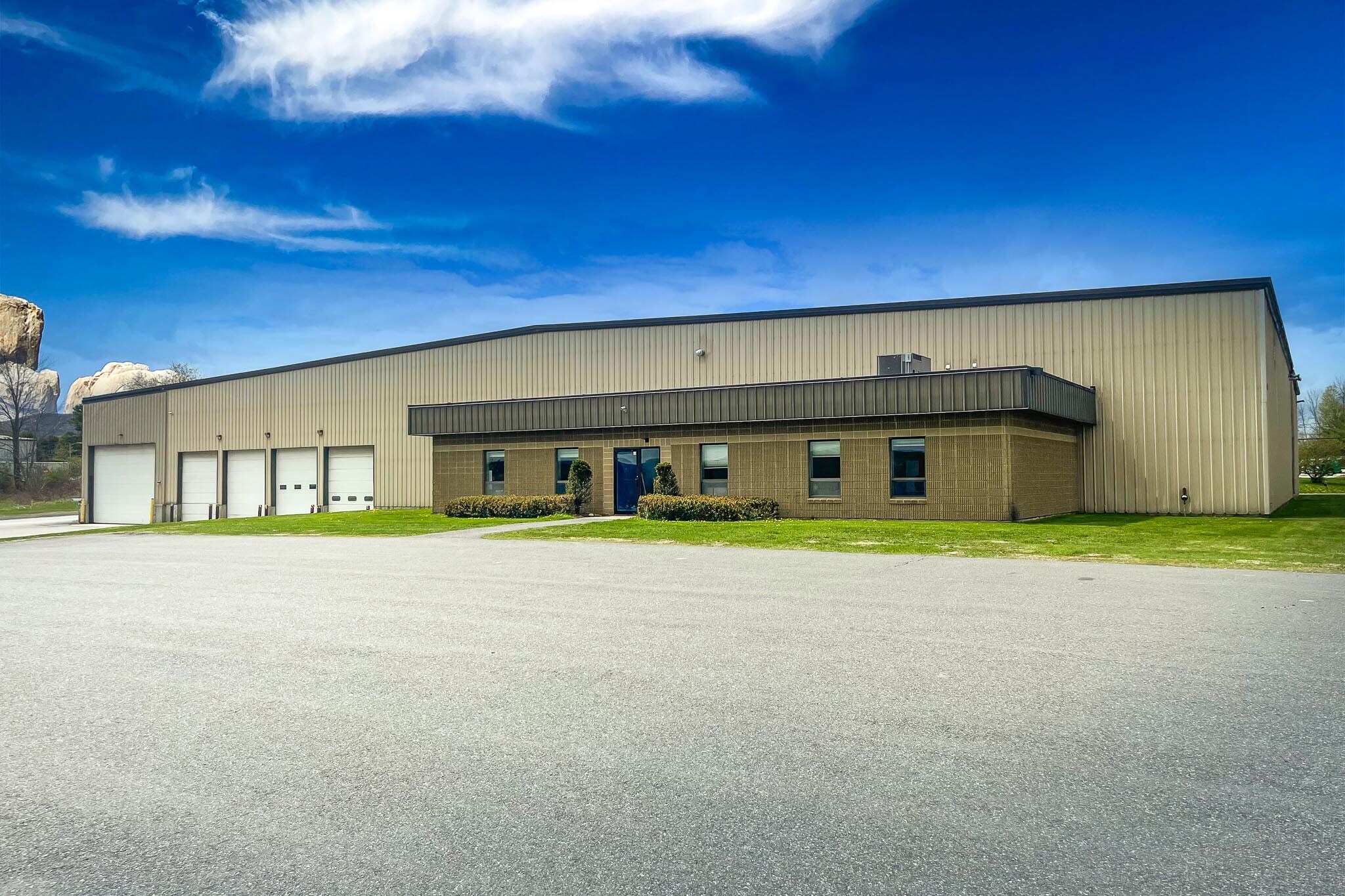 308 Industrial Ln, Barre, VT à louer Photo du bâtiment- Image 1 de 2