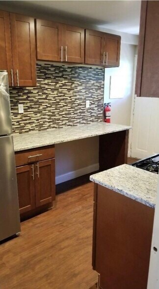 311 Broadway, Laurel Springs, NJ à vendre - Photo du bâtiment - Image 2 de 13