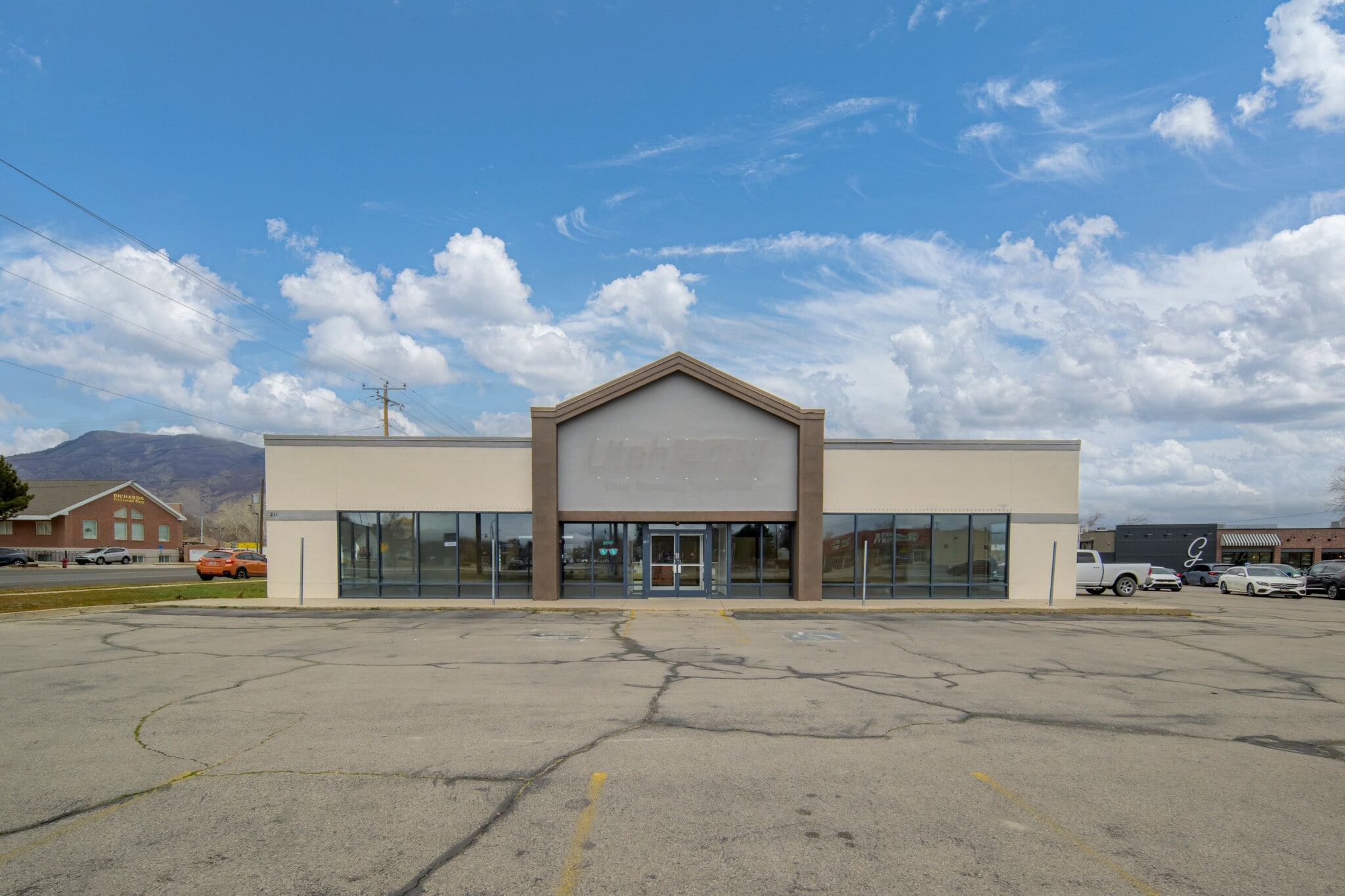 211 E Main St, American Fork, UT for sale Primary Photo- Image 1 of 33