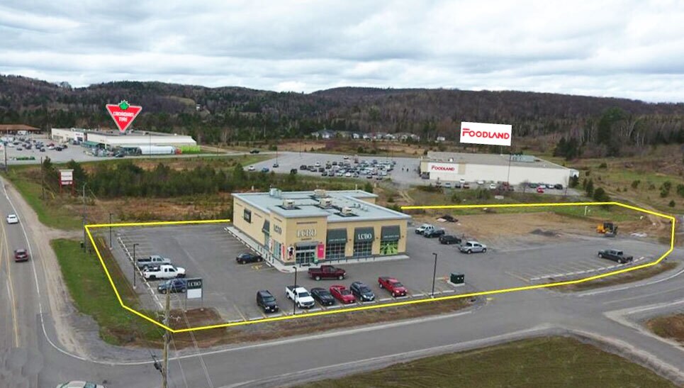 312 Hastings St N, Bancroft, ON à louer - Photo du bâtiment - Image 2 de 2