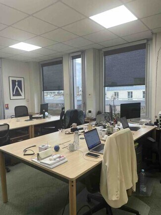 Plus de détails pour 28 Avenue De Messine, Paris - Bureau à louer