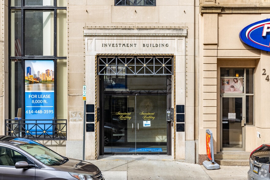 235-239 4th Ave, Pittsburgh, PA for lease - Building Photo - Image 2 of 8