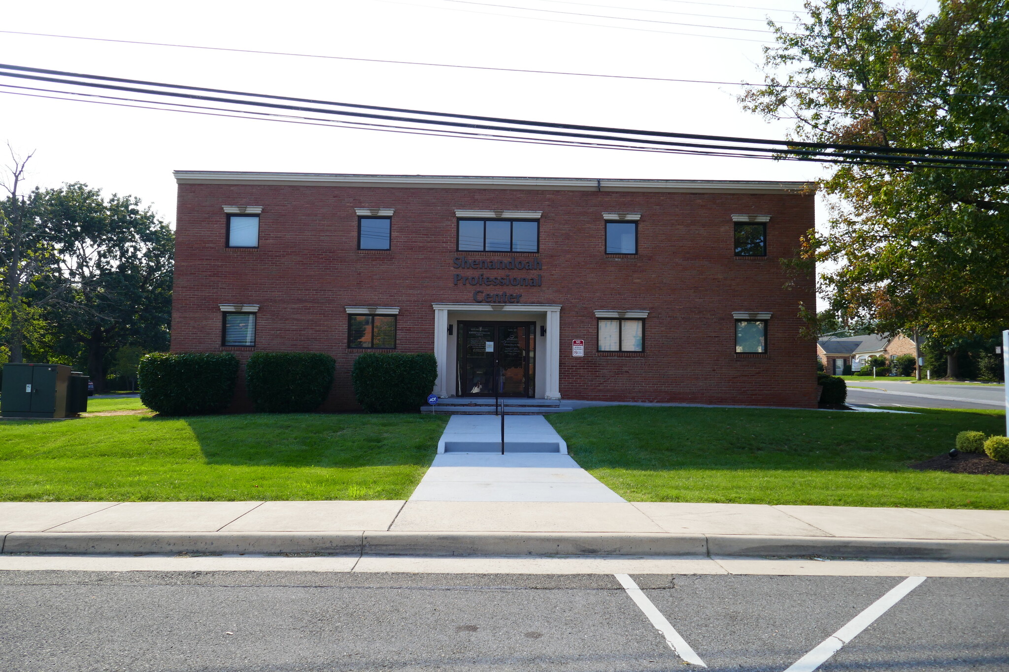 920 N Shenandoah Ave, Front Royal, VA à vendre Photo du bâtiment- Image 1 de 1