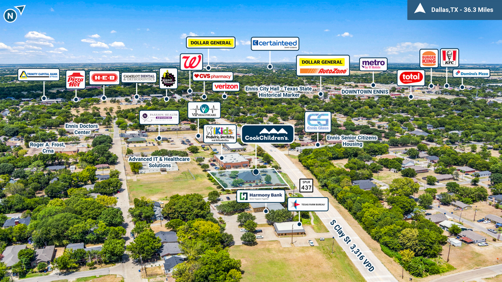 805 S Clay St, Ennis, TX for sale - Building Photo - Image 2 of 5