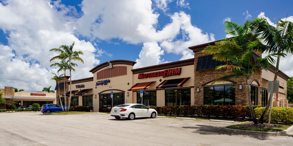 5810-5840 S University Dr, Fort Lauderdale, FL à louer - Photo du bâtiment - Image 2 de 4