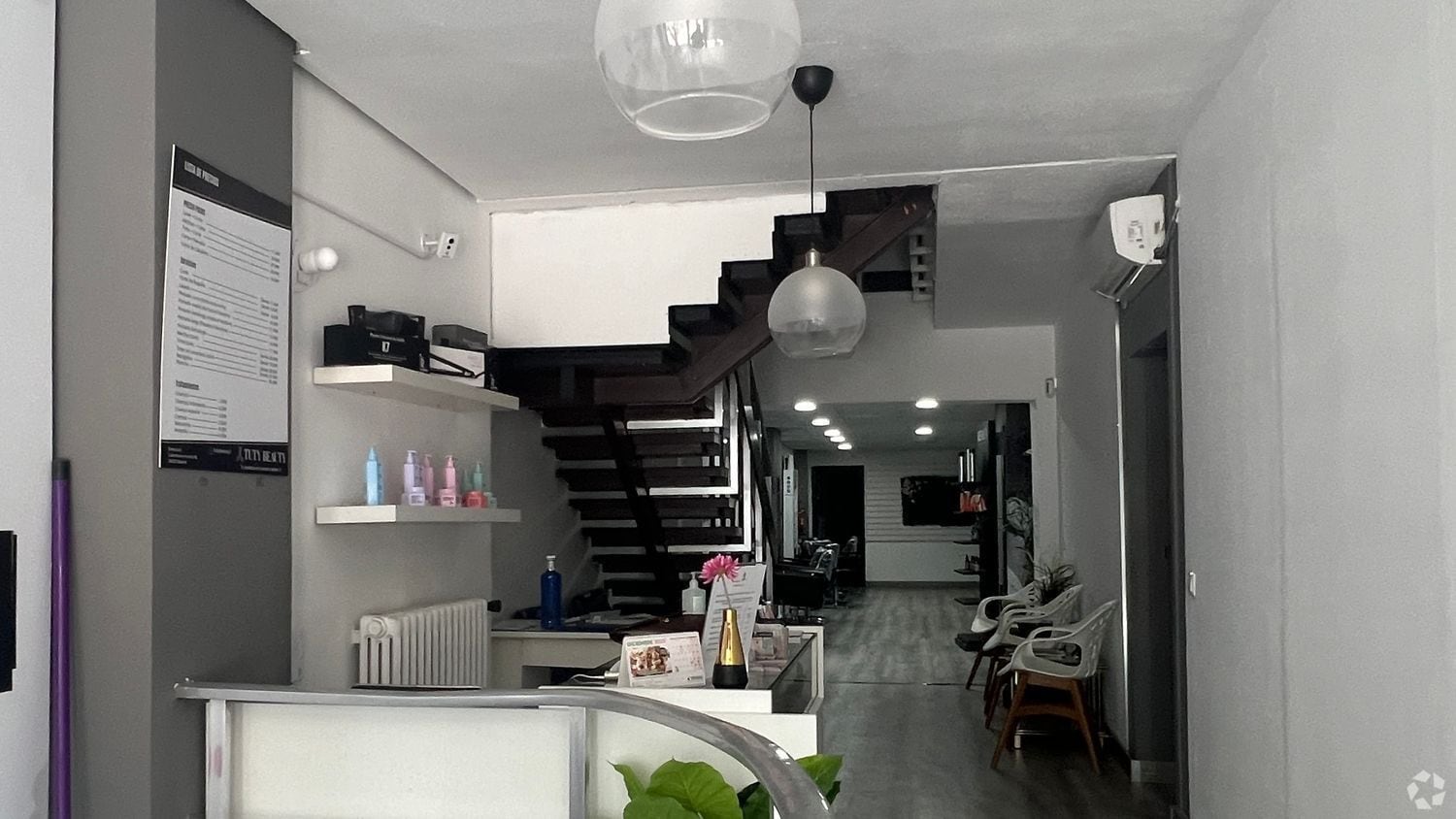 Retail in Madrid, Madrid for lease Interior Photo- Image 1 of 7