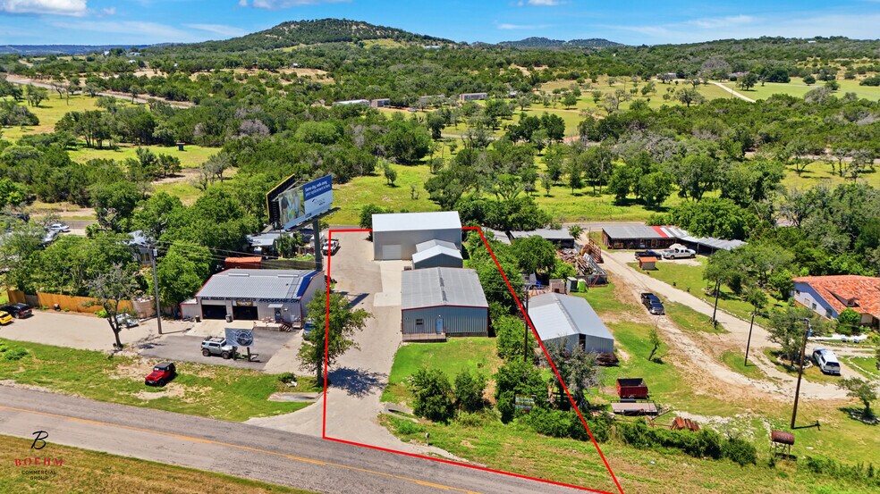 38 FM 289, Comfort, TX à louer - Photo du bâtiment - Image 1 de 17