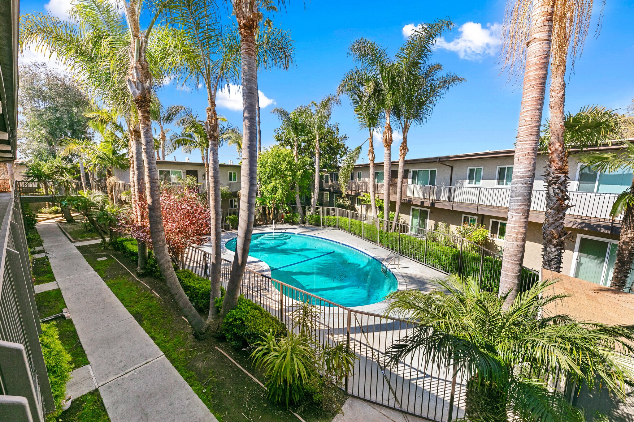 3351 Marine Ave, Gardena, CA à vendre Photo du bâtiment- Image 1 de 15