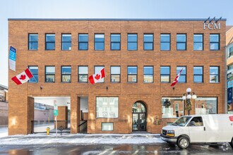 24 Clarence St, Ottawa, ON à louer Photo du bâtiment- Image 2 de 2