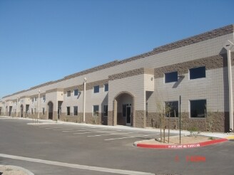 2010 W Parkside Ln, Phoenix, AZ for lease - Building Photo - Image 2 of 61