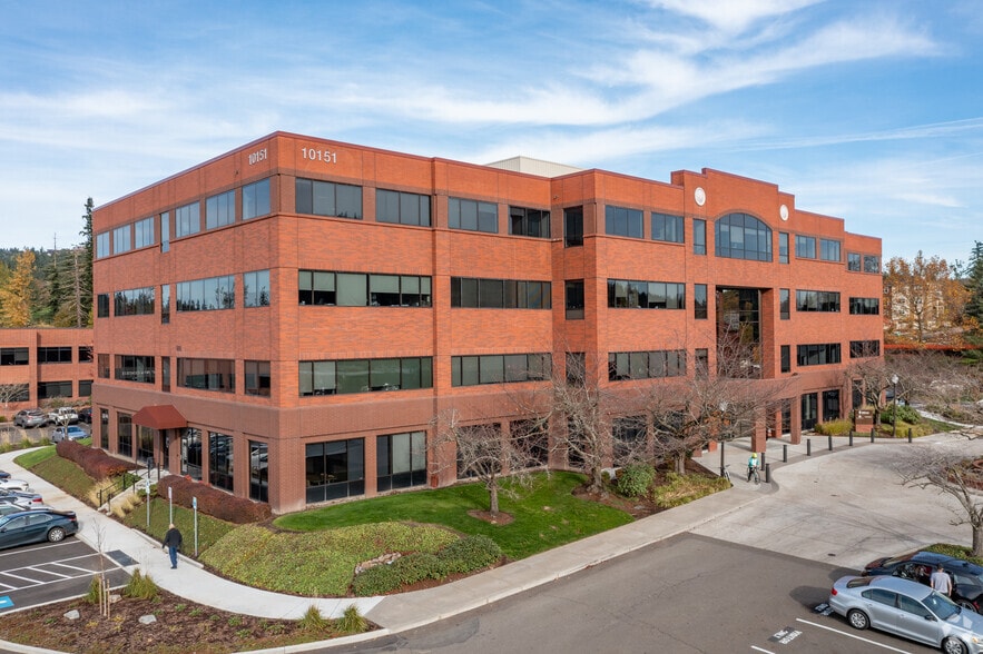 10151 SE Sunnyside Rd, Clackamas, OR for lease - Building Photo - Image 2 of 8