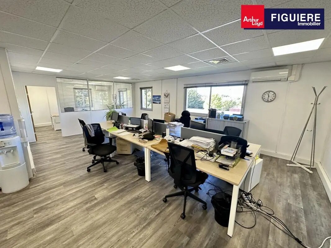 Office in Vitrolles for lease Interior Photo- Image 1 of 10