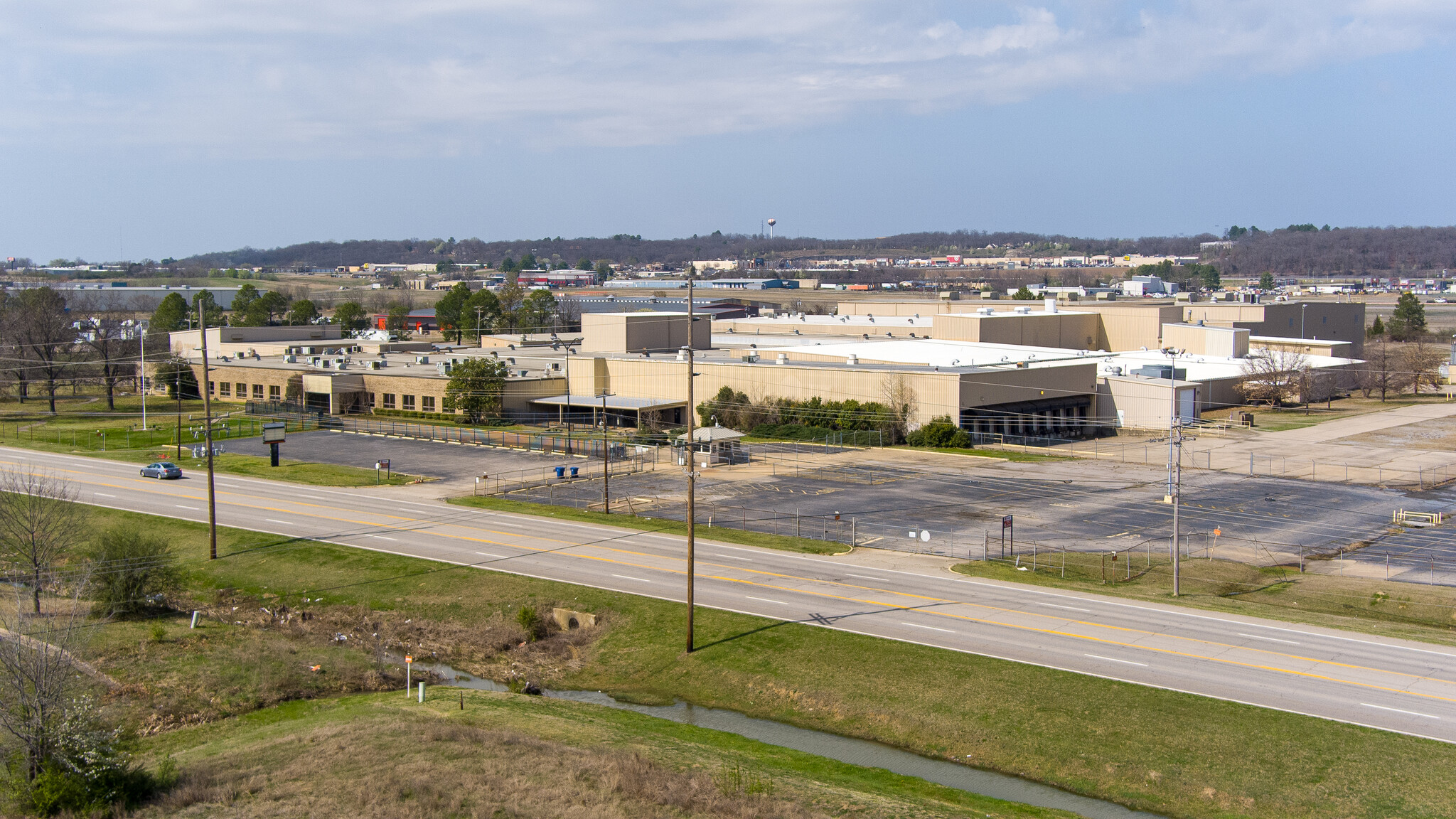 4811 S Zero St, Fort Smith, AR for sale Building Photo- Image 1 of 1