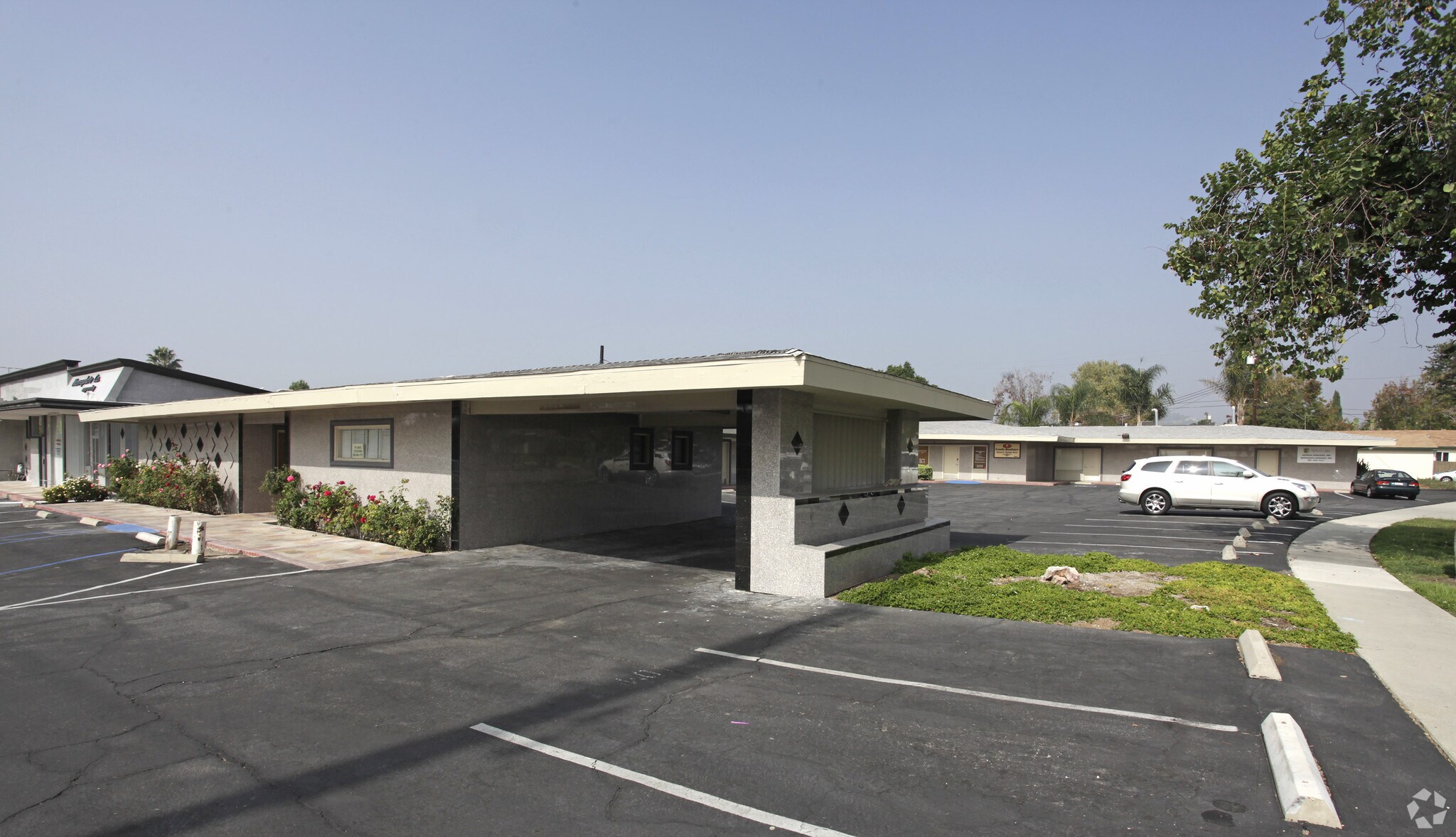 2501-2511 W La Habra Blvd, La Habra, CA à vendre Photo principale- Image 1 de 1