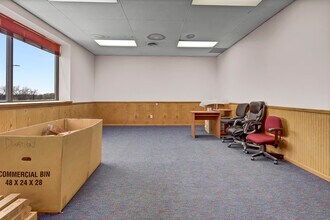 23-27 7th Ave S, Saint Cloud, MN for lease Interior Photo- Image 2 of 17